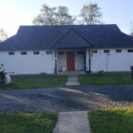 Goecsej Voelgye Kemping Kustánszeg المظهر الخارجي الصورة